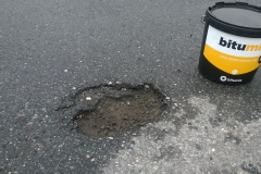 Parkkipaikan reiän paikkaus Ulvilassa