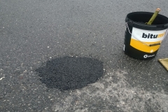Parkkipaikan reiän paikkaus Ulvilassa